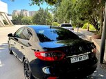 Renault Fluence-7