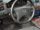 Mercedes E 240-6