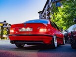 BMW 320-3