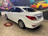 Hyundai Accent-20