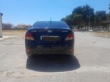 Hyundai Accent-2