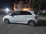 Mercedes B 170-8