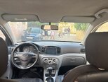 Hyundai Accent-8