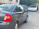 Hyundai Accent-7