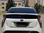 Toyota Prius-2