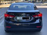 Hyundai Elantra-5