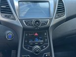 Hyundai Elantra-10