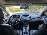 Hyundai Elantra-11