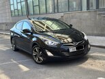 Hyundai Elantra-9