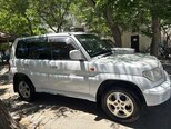 Mitsubishi Pajero io-3
