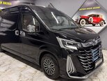 Toyota HiAce-3