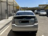 Toyota Prius-5