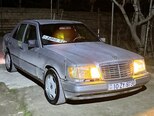Mercedes 220 E-5