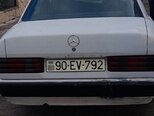 Mercedes 190-5