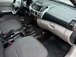 Mitsubishi L200-9