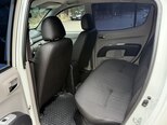 Mitsubishi L200-12
