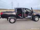 Mitsubishi L200-12