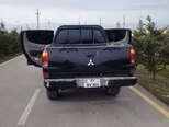 Mitsubishi L200-18