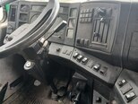 MAZ 643008-7