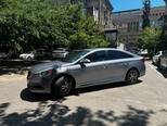 Hyundai Sonata-6