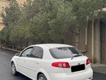Chevrolet Lacetti-3