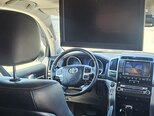 Toyota Land Cruiser-12