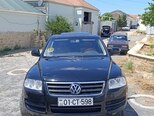 Volkswagen Touareg-2