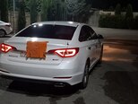 Hyundai Sonata-5