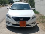 Hyundai Sonata-9