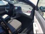 Hyundai Elantra-6