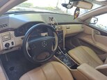 Mercedes E 240-8