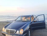 Mercedes E 240-12