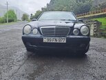 Mercedes E 240-16