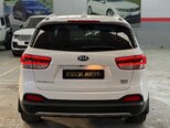 Kia Sorento-9