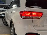 Kia Sorento-12