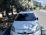 Toyota Prius-8