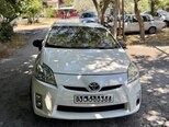 Toyota Prius-4