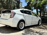 Toyota Prius-19