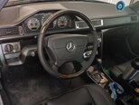 Mercedes 230 E-2