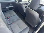 Toyota Prius V-16