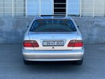 Mercedes E 270-7