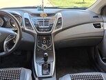 Hyundai Elantra-3
