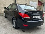 Hyundai Accent-4