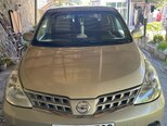 Nissan Tiida-1
