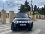 Mitsubishi Pajero-2