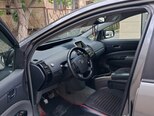 Toyota Prius-5