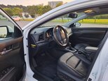 Hyundai Elantra-12