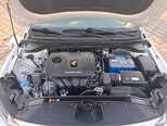 Hyundai Elantra-18