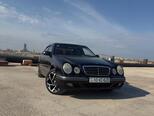 Mercedes E 280-1