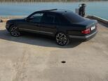 Mercedes E 280-4